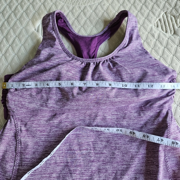 Lululemon Racer Back Tank With Removable Pads - Picture 5 of 6